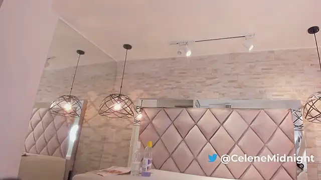 celene_midnight's Live XXX Chat