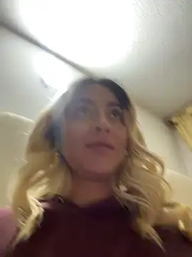 Chat XXX ao vivo de Elina_Hills