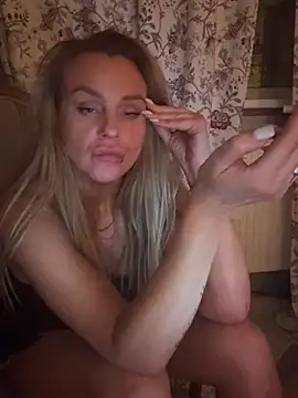 MatureQueen41 Show in webcam