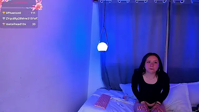 NixieSterling élő XXX-chatje