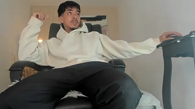 XXX chat uživo modela ISAAC_CRYSTON