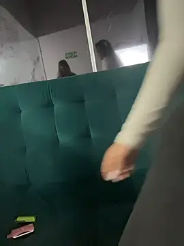 Czat XXX na żywo – Antonella_Julieta