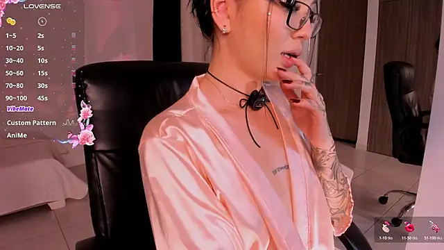 SabrinaDoft_'s Live XXX Chat