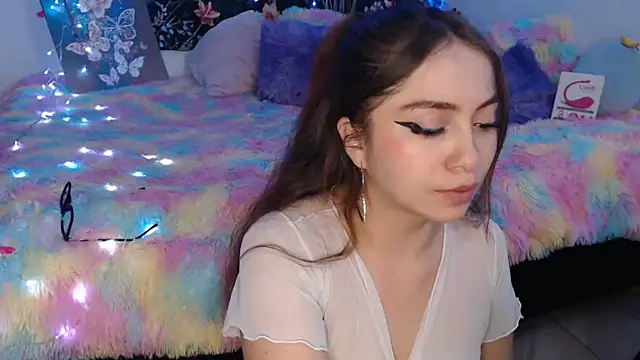 Emillyy_m Live XXX-chat