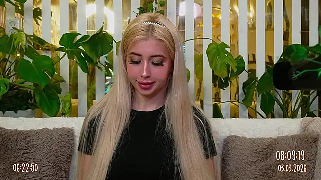 FlowweerGirl's Live XXX Chat