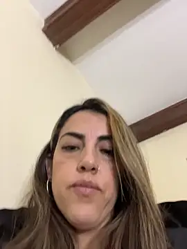 Pertunjukan Kamera Web Paulinaa_bella