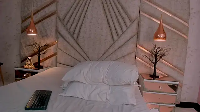 EmiilyMoss live XXX chat