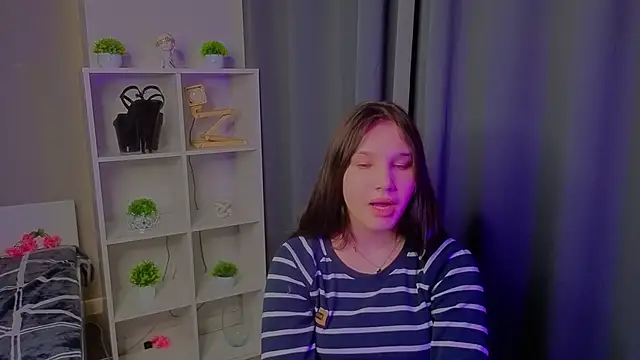 EnidRitzel: онлайн-секс-чат