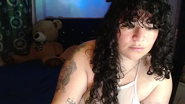 ANGELIQUE_KLANE's Live XXX Chat