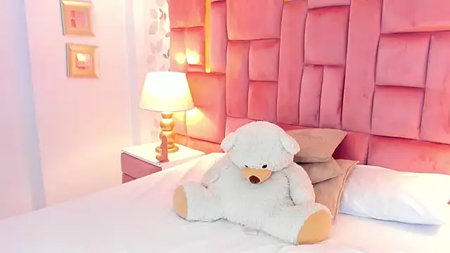 EllaEvanz: απευθείας συνομιλία ΧΧΧ