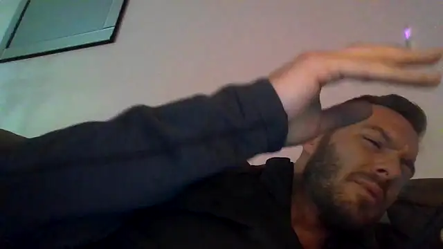 cheekycherryx Show in webcam