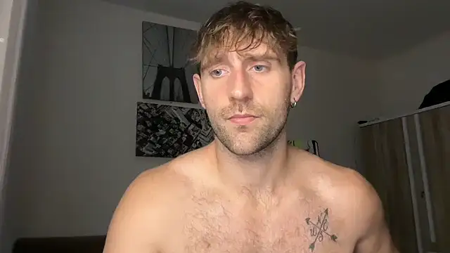 Chat XXX en directo de lukegunn