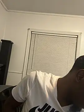 pussyeater_-'s Live XXX Chat