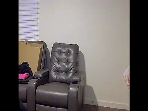 Thickkemzz41's Live XXX Chat