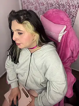 Chatroom XXX en direct de Sachi_Meow