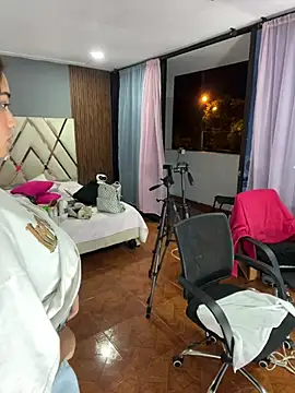 Chatroom XXX en direct de lana_rousse01