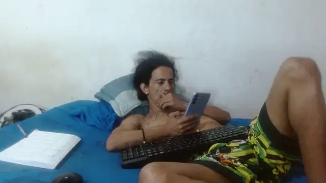 femboy_bigcock Webcam Show