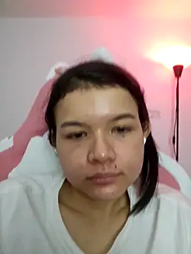 XXX chat uživo modela azumiichan