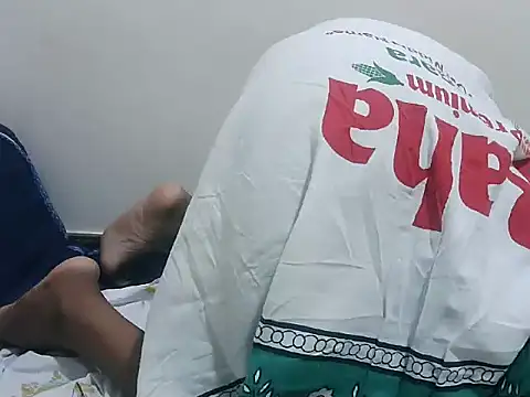 XXX chat uživo modela prettybeee