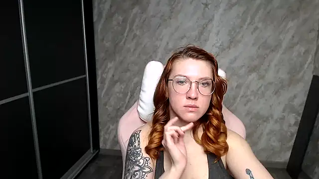 Reginasmilee – Naživo XXX chat