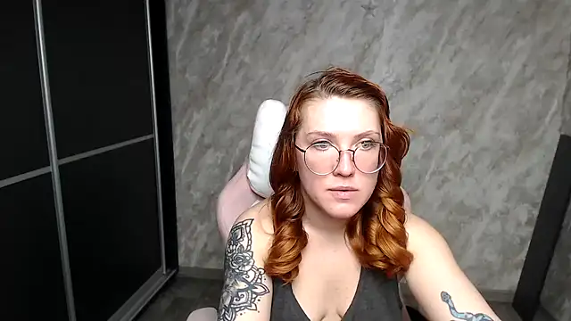 Chat XXX ao vivo de Reginasmilee