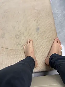 qwe522522 Show Webcam