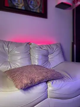 Chat +18 de GabyMejiaa ao vivo