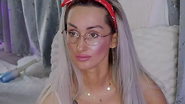 IsabelleEthan live XXX chat