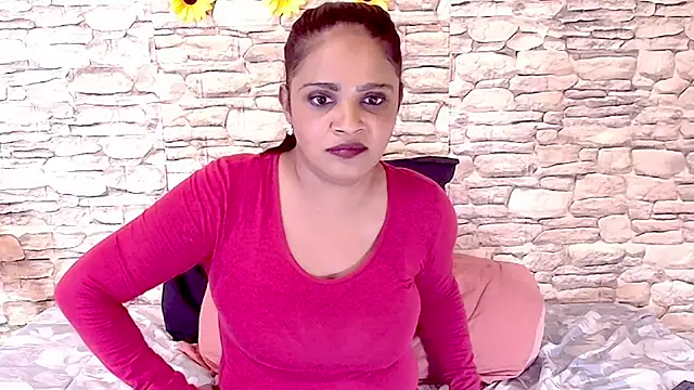 Chat +18 de Luciousindian69 ao vivo