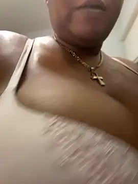 IndianH0ttie's Webcam Show