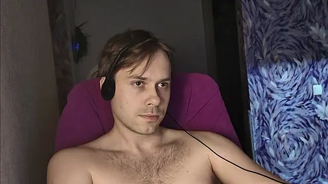 Show modela mike_peach na web-kameri