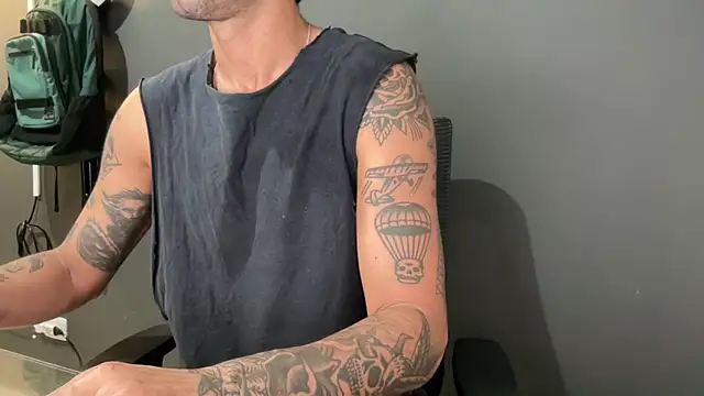 ZeusDelicious Chat XXX live