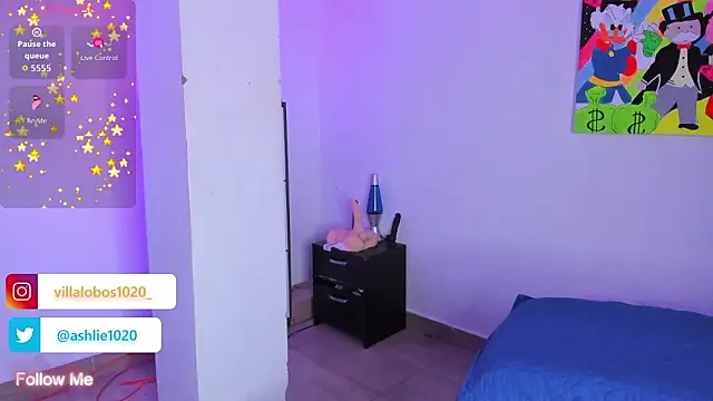 MiaVillalobos Chat XXX live