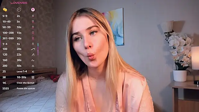 LuanaFincelのライブXXXチャット