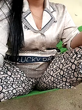 Emily-lonely Chat XXX live