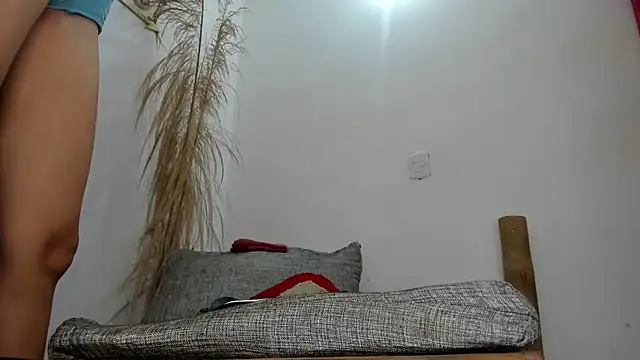 XXX chat uživo modela Sophia_dirty31