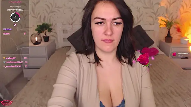 b1ushf1owerr Chat XXX live