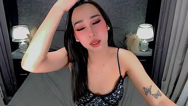 saphira_fucks Webcamshow