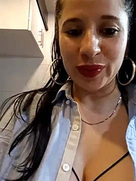 sirena_dorada29's Live XXX Chat