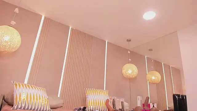 sabrina_shark_'s Live XXX Chat