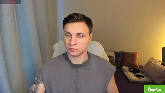 handsome_guy01 Webcamshow