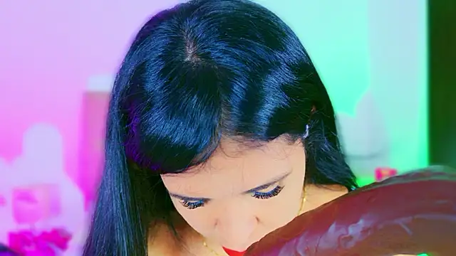 CharlootteEvansn Live XXX chat