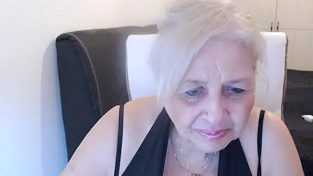 Chat +18 de SusiLifeXXX ao vivo