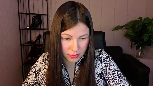 Chatroom XXX en direct de Dana__dom