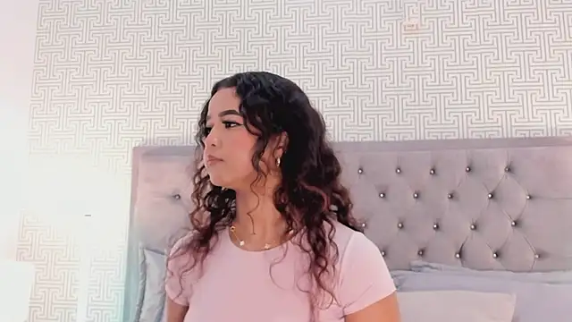 Chat +18 de Evaa_Lunna_ ao vivo