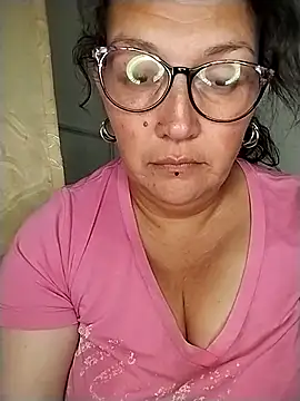 _Saraqueen's Live XXX Chat