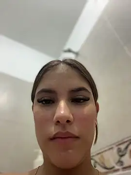 Czat XXX na żywo – MiluRossee