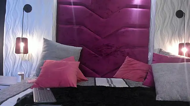 Czat XXX na żywo – NaughtyVampire_NS