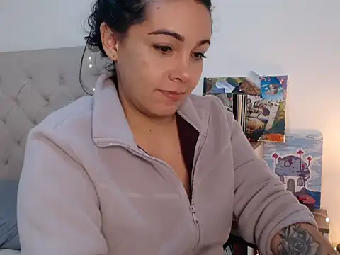 Chat +18 de camii_7 ao vivo