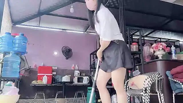 Chat +18 de LinhChi_9x ao vivo